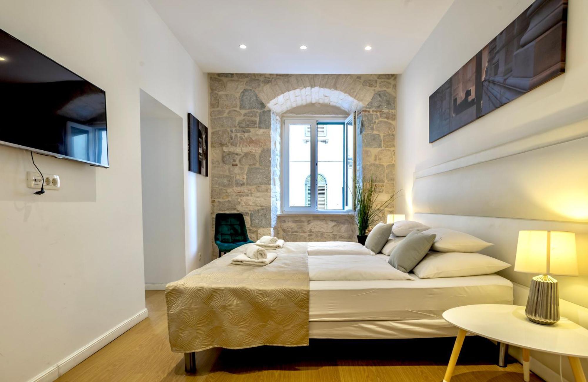 Apartments & Rooms Graso سبليت الغرفة الصورة