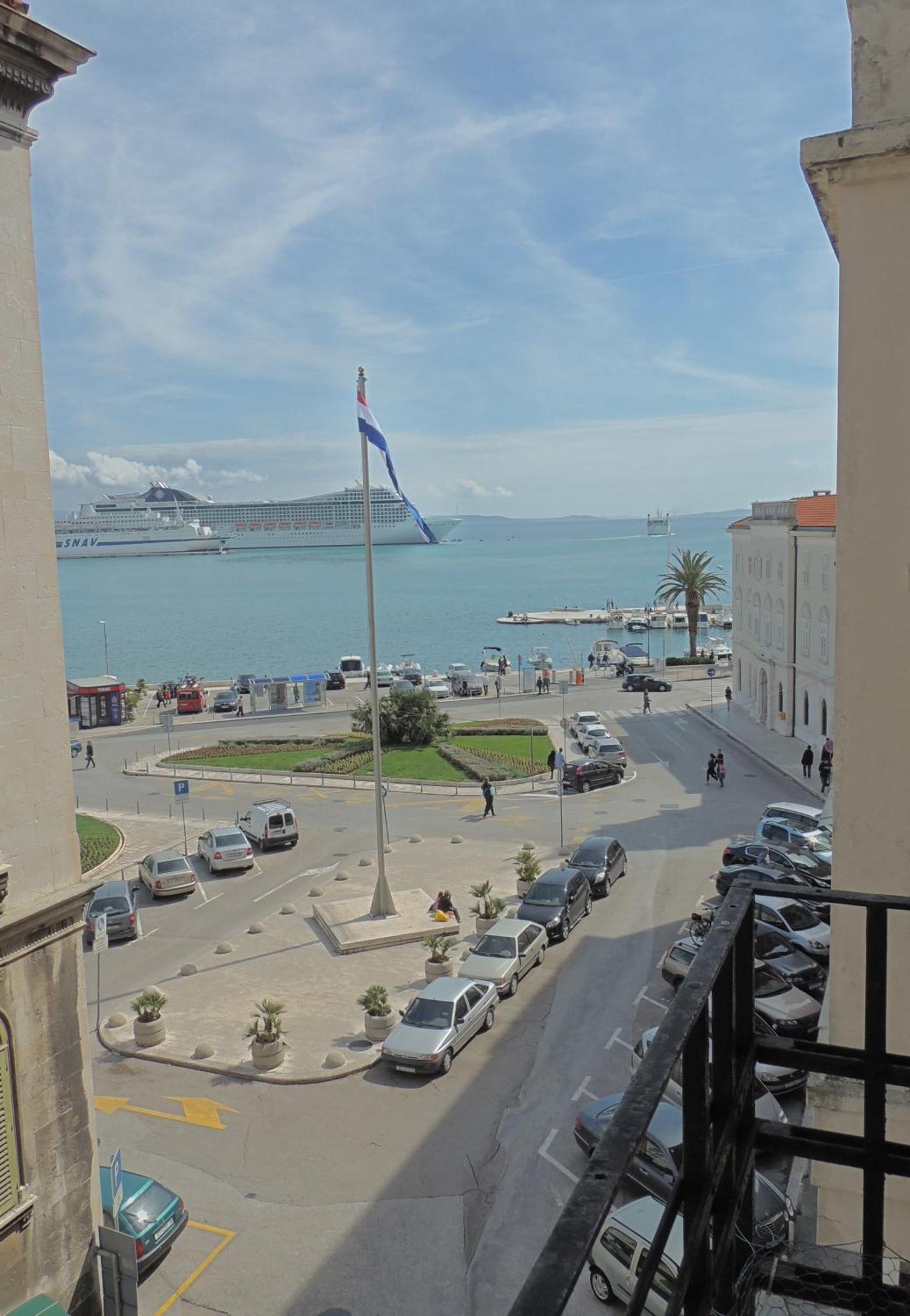 Apartments & Rooms Graso سبليت الغرفة الصورة